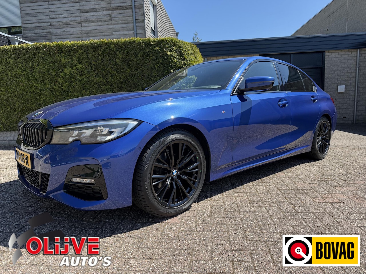 BMW 3-serie - 318i High Executive / M-Sport / Carplay - AutoWereld.nl