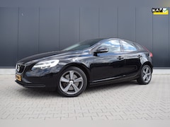 Volvo V40 - 1.5 T3 Nordic+ (Trekhaak, Automaat, Complete Historie..)