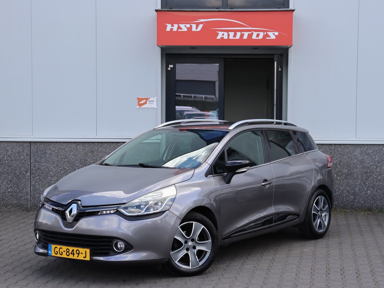 Renault Clio Estate - 0.9 TCe Night&Day navi LM airco org NL - AutoWereld.nl