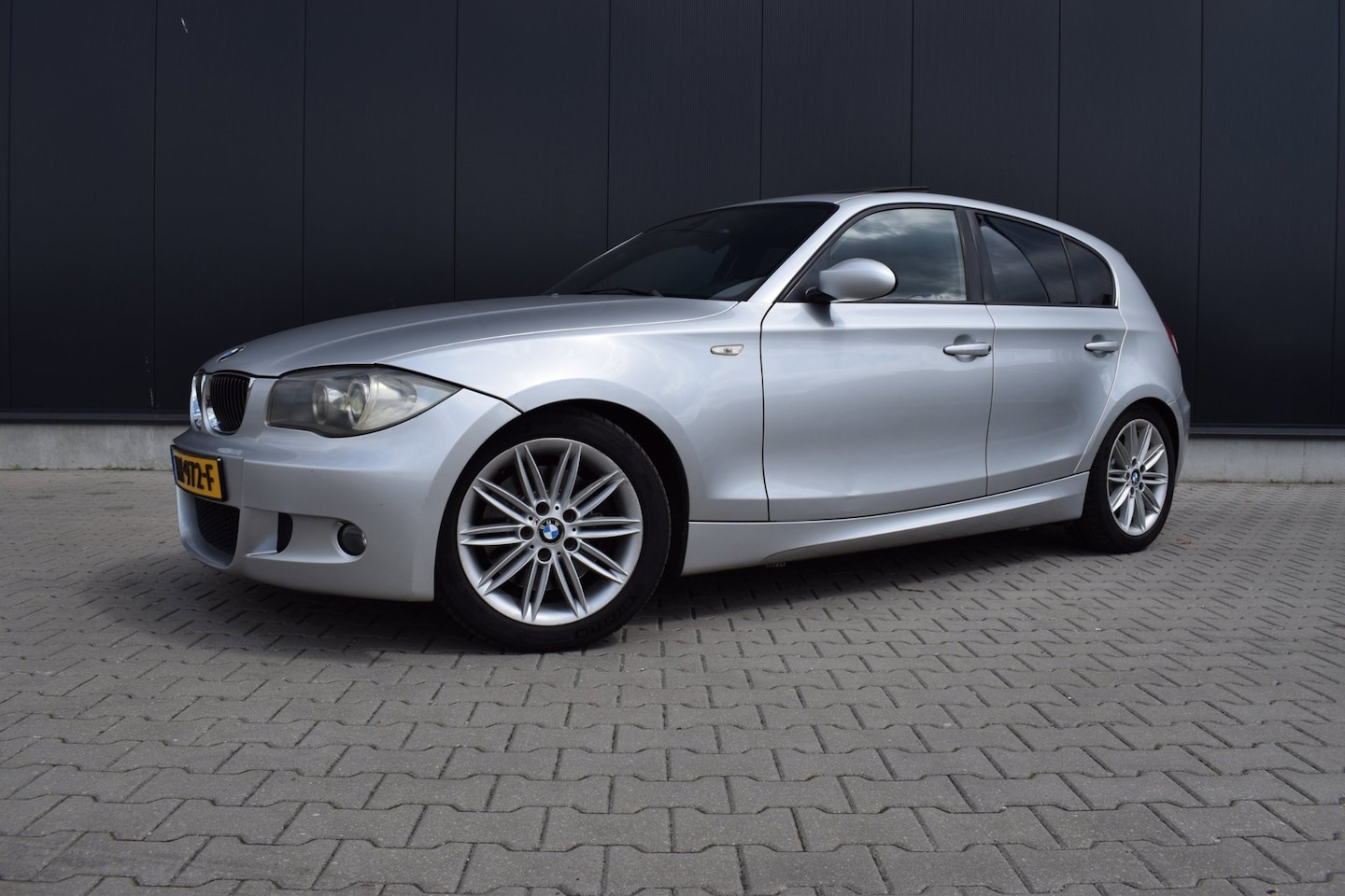BMW 1-serie - 130i Cup LCI (Dakje, Automaat, F1, M-Pakket..) - AutoWereld.nl