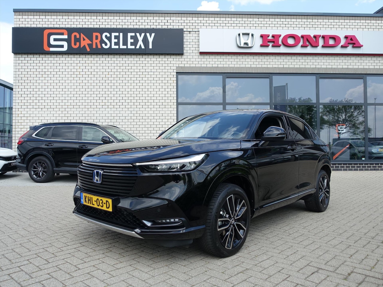 Honda HR-V - 1.5 i-MMD 131pk CVT Advance Privacy Glas 4 Seizoenenbanden - AutoWereld.nl