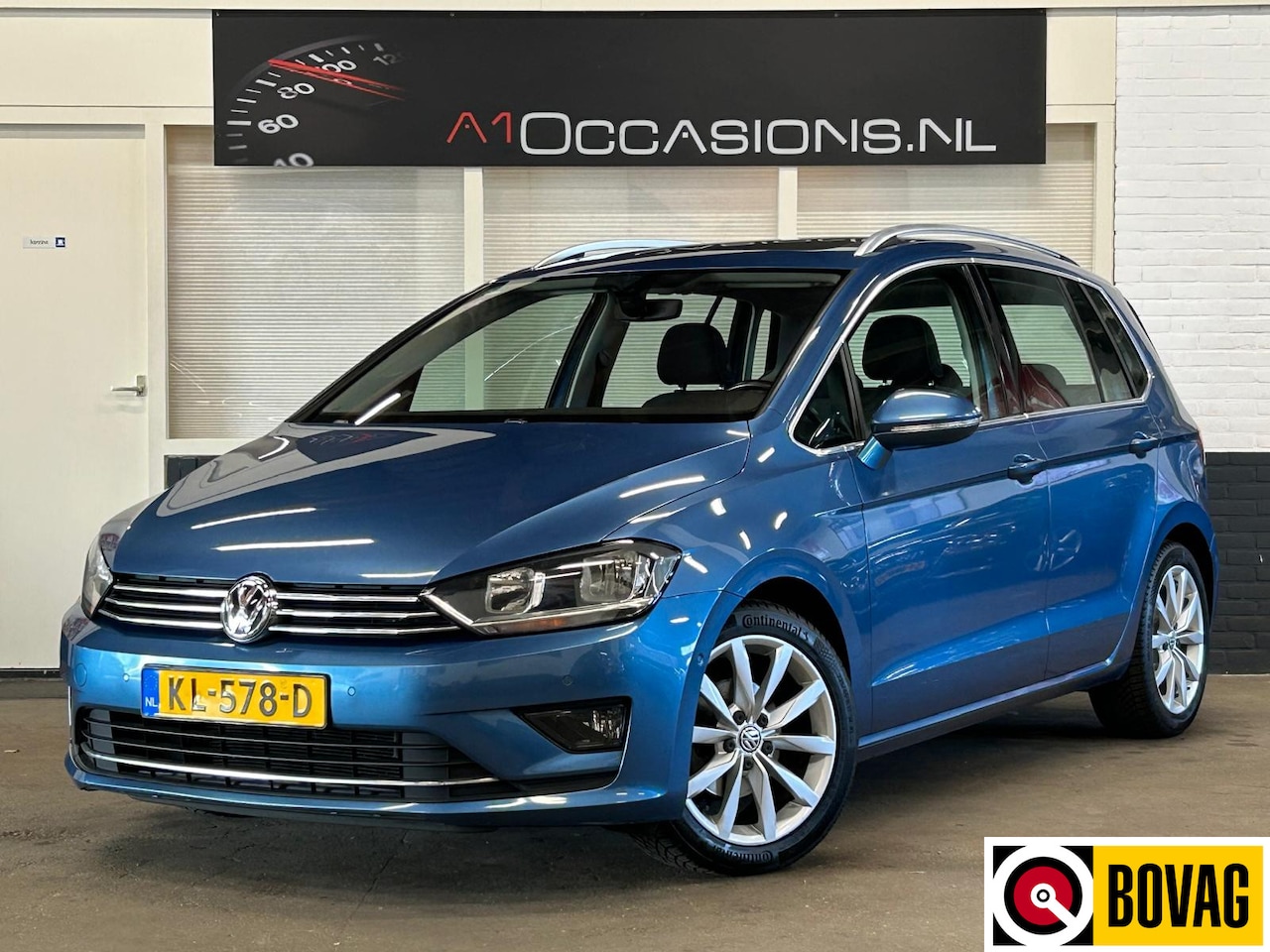 Volkswagen Golf Sportsvan - 1.2 TSI Connected Series + AUTOMAAT + DEALER ONDERHOUDEN - AutoWereld.nl