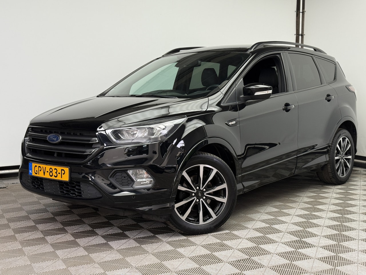 Ford Kuga - 1.5 EcoBoost ST line Zeer Compleet incl Trekhaak - AutoWereld.nl