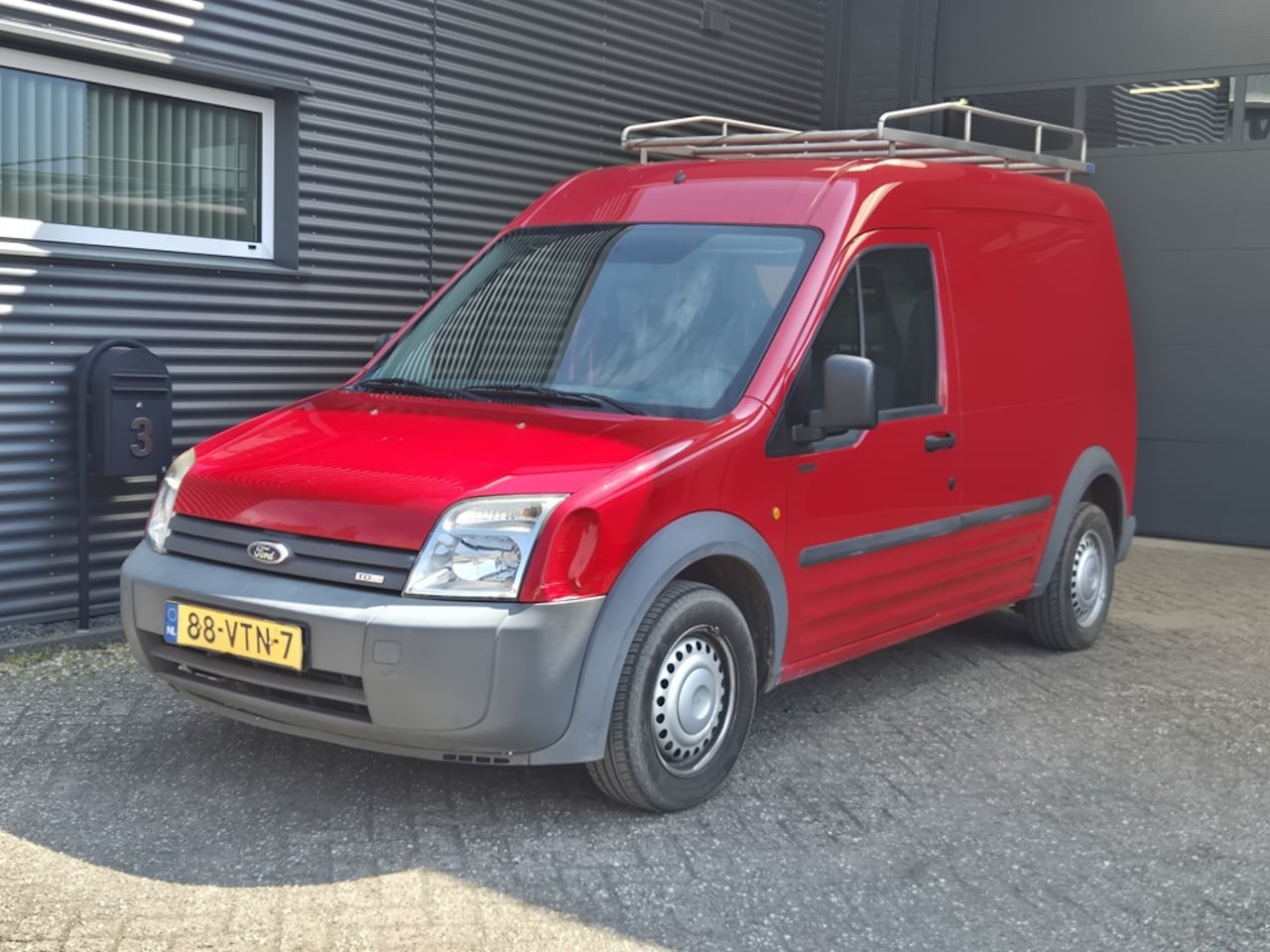 Ford Transit Connect - T230L 1.8 TDCi T230L 1.8 TDCi - AutoWereld.nl