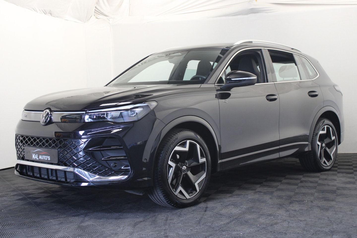 Volkswagen Tiguan - 1.5 eTSI R-Line Edition 1.5 eTSI R-Line Edition - AutoWereld.nl