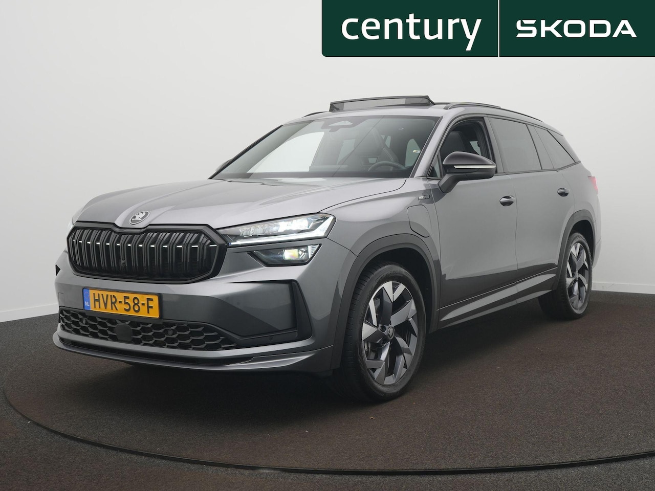 Skoda Kodiaq - 1.5 TSI PHEV Sportline Business / Panodak / Elek. Trekhaak / Camera / Elek. Stoel - AutoWereld.nl