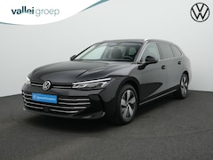 Volkswagen Passat Variant - 1.5 eTSI 150 pk DSG Business | Trekhaak | 360 camera | Leder/alcantara | Stuur-/stoelverwa