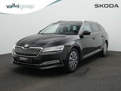 Skoda Superb - 1.4 TSI iV 218 pk Style | Trekhaak | Geheugenstoelen | Matrix LED | Achteruitrijcamera