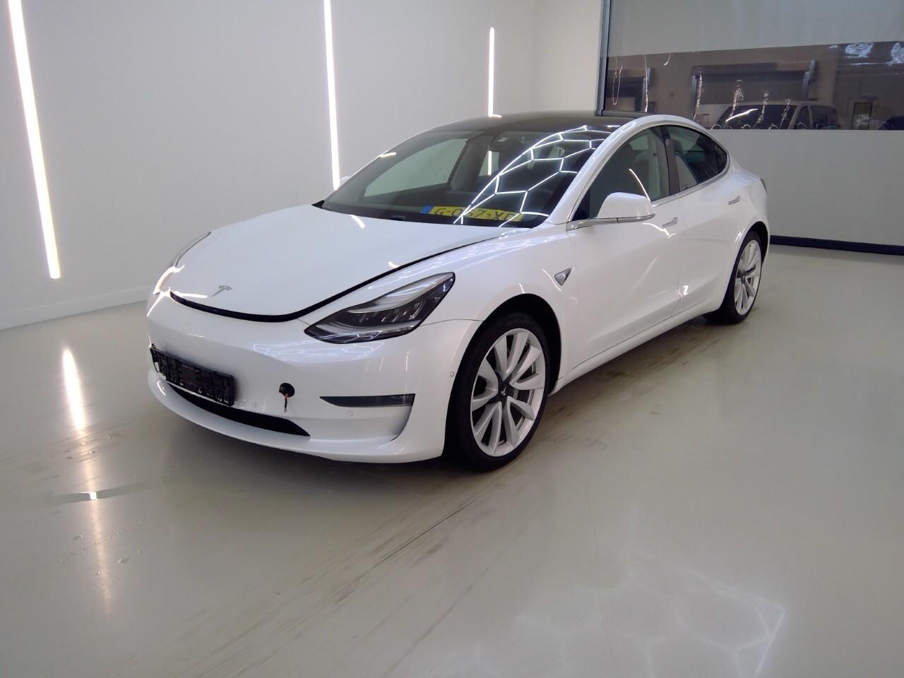 Tesla Model 3 - Long-Range AWD 351pk 75 kWh [ AUTOPILOT+620KM WLTP ] - AutoWereld.nl