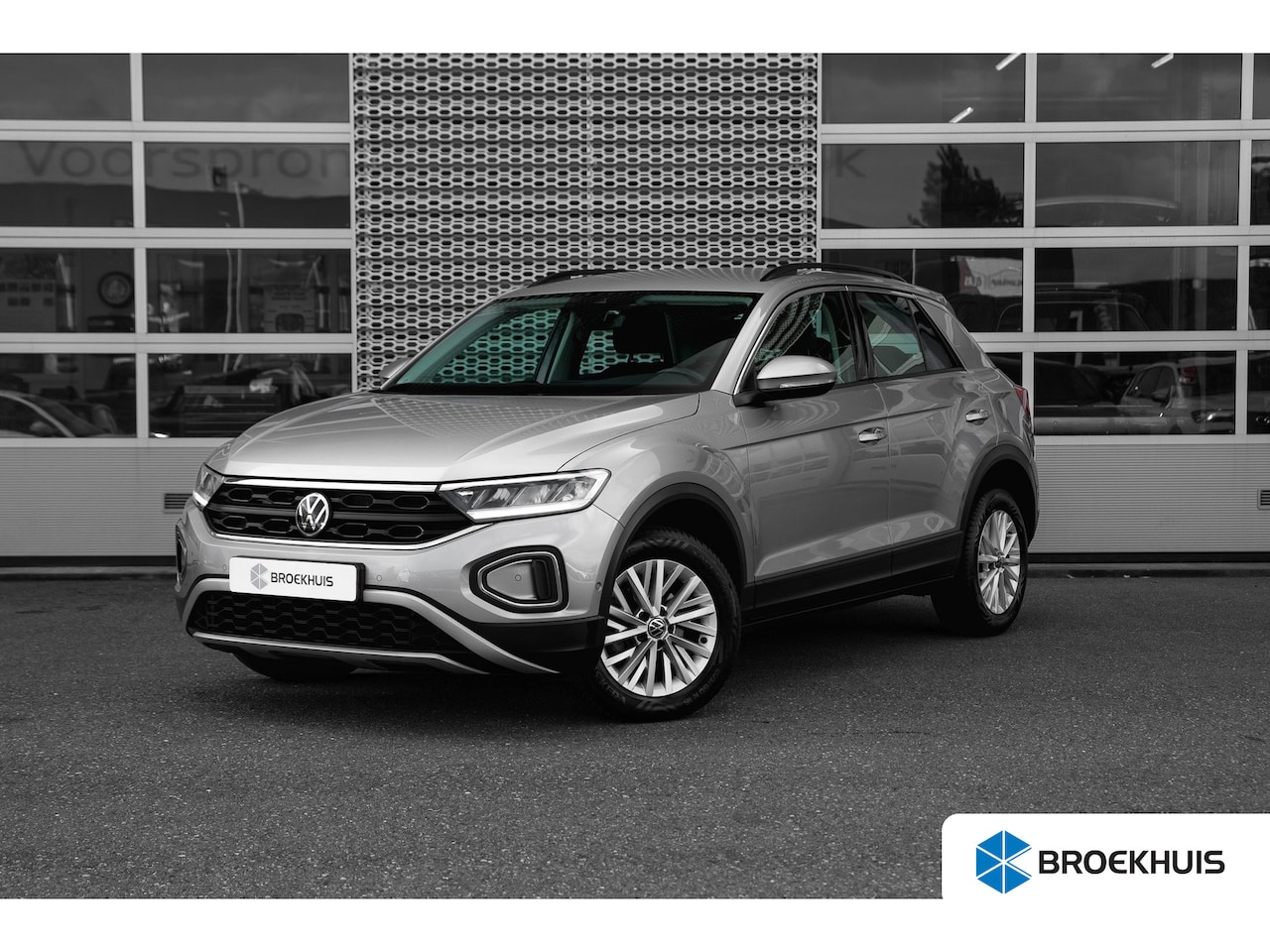 Volkswagen T-Roc - 1.0 TSI Life | Apple Carplay | PDC V+A | - AutoWereld.nl