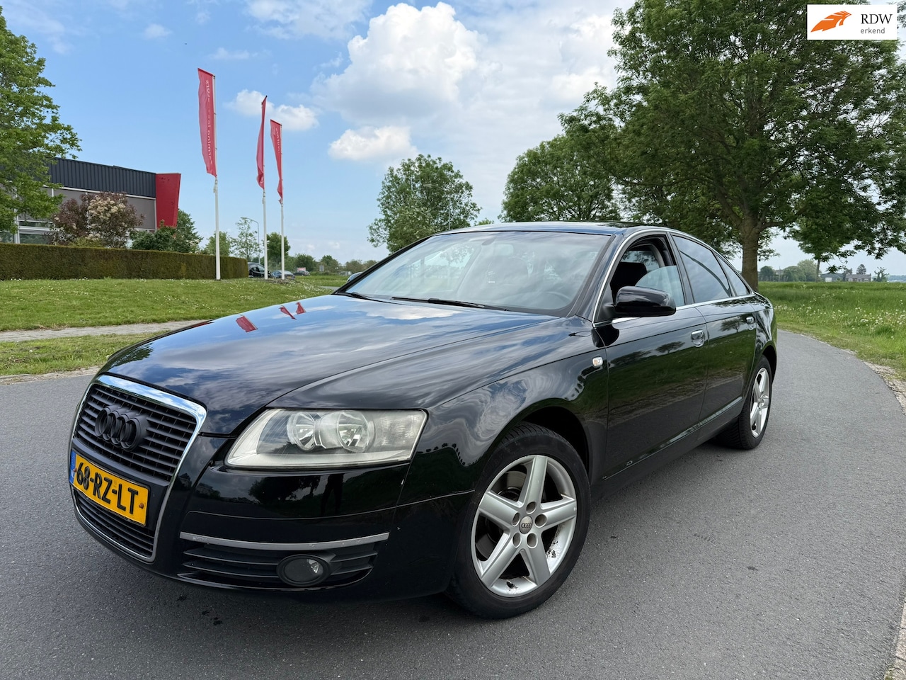 Audi A6 Limousine - 2.4 Pro Line Business AIRCO/APK 5-2027 - AutoWereld.nl