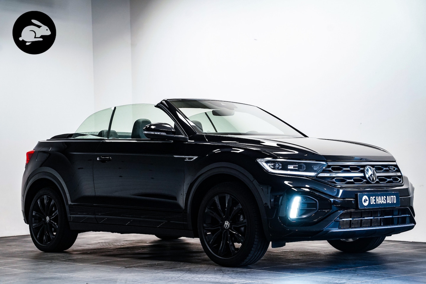 Volkswagen T-Roc Cabrio - 1.5 TSI R-Line Black ed|Camera|Acc|Stuurverwarming|Virtual cockpit - AutoWereld.nl