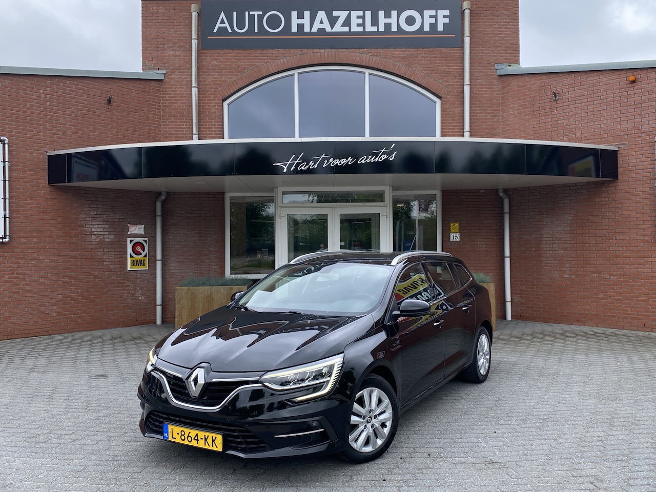 Renault Mégane Estate - 1.3 TCe Business Zen Automaat!!1700kg Trekgewicht!! | Camera | Trekhaak | PDC V+A | Naviga - AutoWereld.nl