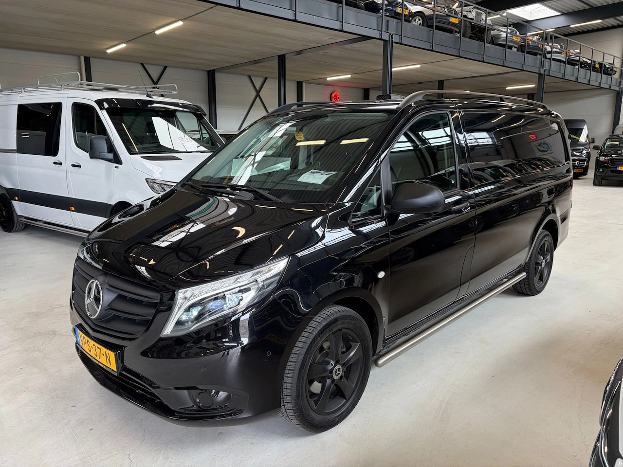 Mercedes-Benz Vito - 114CDI L2H1 Automaat Airco Navi Cruisecontrol Trekhaak XENON - AutoWereld.nl