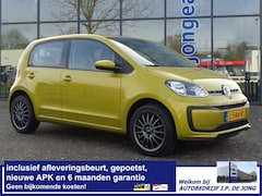 Volkswagen Up! - 1.0 5 drs Achteruitrijcamera Navi LM velgen Airco Nieuwstaat NL auto Zuinig!
