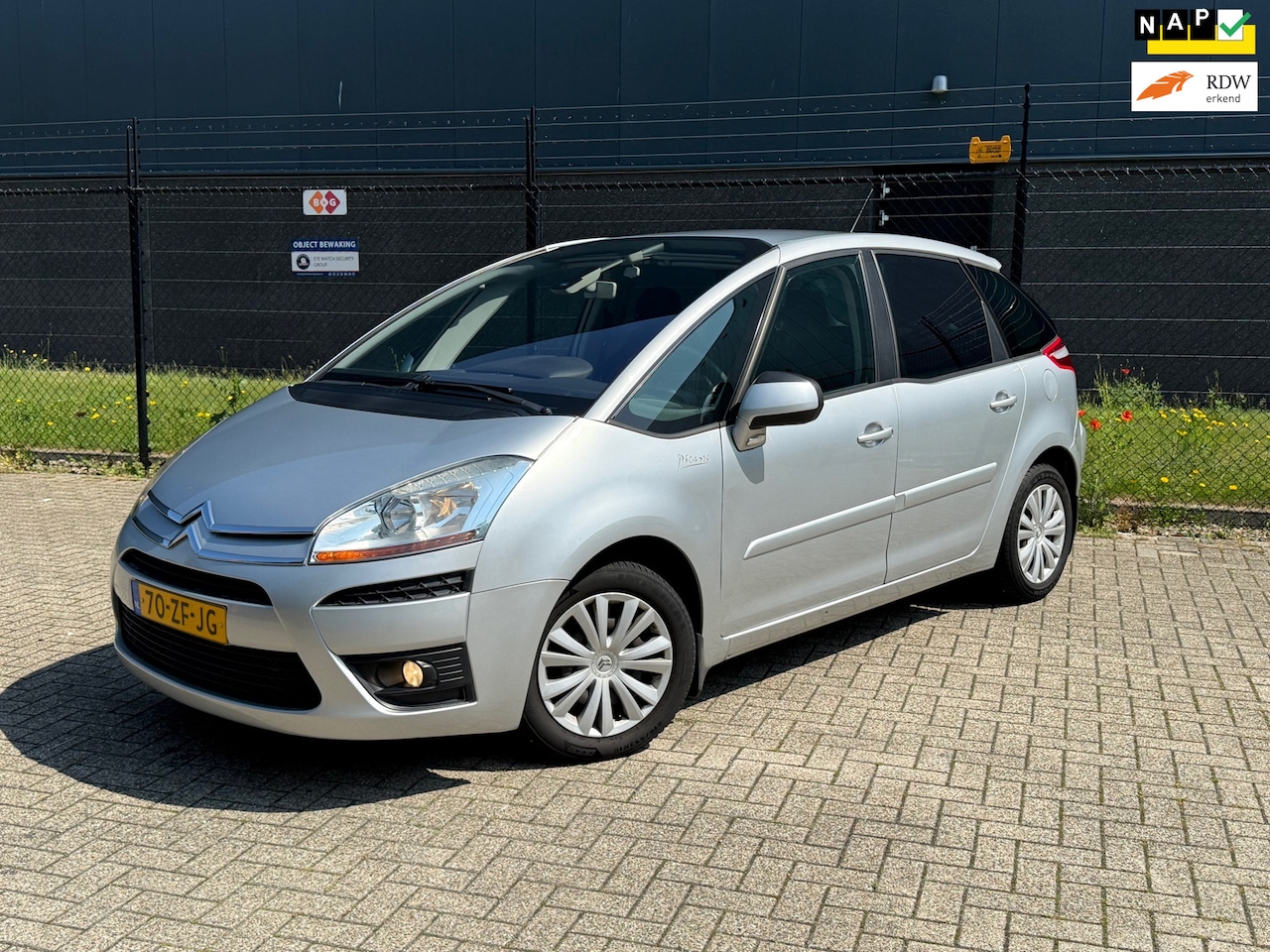 Citroën C4 Picasso - 1.8-16V Ambiance |CruiseControl| |ClimateControl| |Trekhaak| - AutoWereld.nl