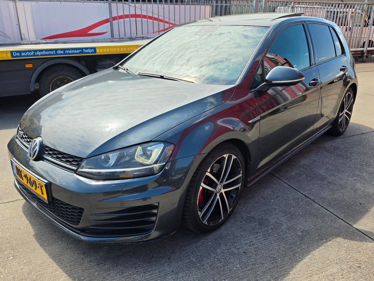 Volkswagen Golf - 2.0 TDI GTD / PANO / DSG / MOTOR DEFECT !!! - AutoWereld.nl