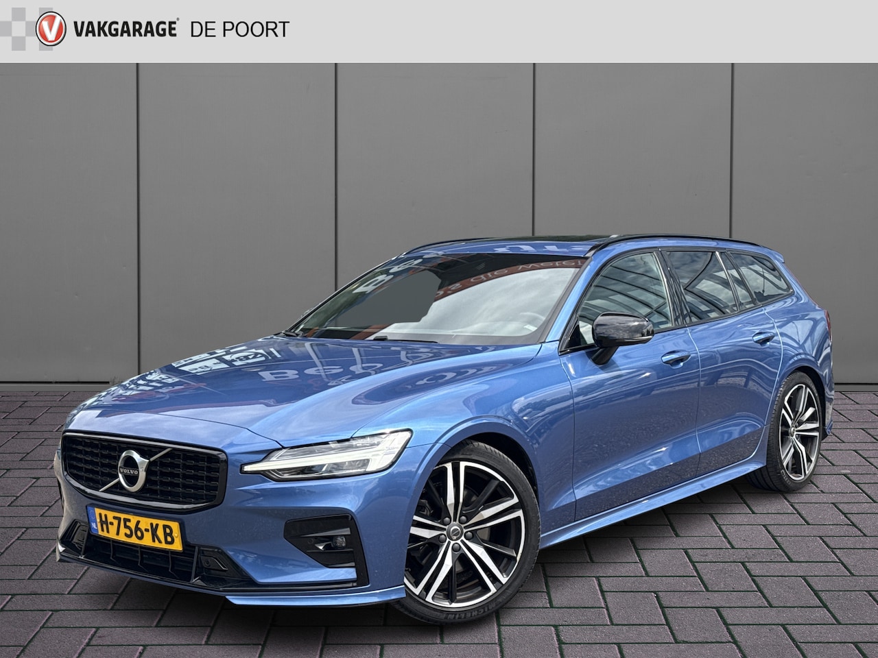Volvo V60 - 2.0 T4 R-Design Polestar Engineered | NL-auto | Hud | Pano | Leder | ACC | Trekhaak - AutoWereld.nl