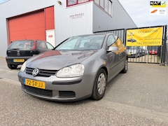 Volkswagen Golf - 1.6 FSI Turijn APK tot September €999 Rijd goed