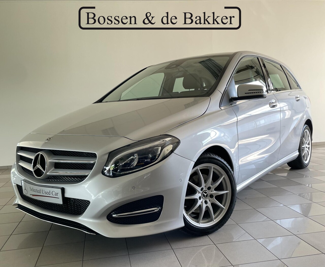 Mercedes-Benz B-klasse - 180 Business Solution Plus Upgrade Edition | Parkeercamera | Stoelverwarming | Airco - AutoWereld.nl