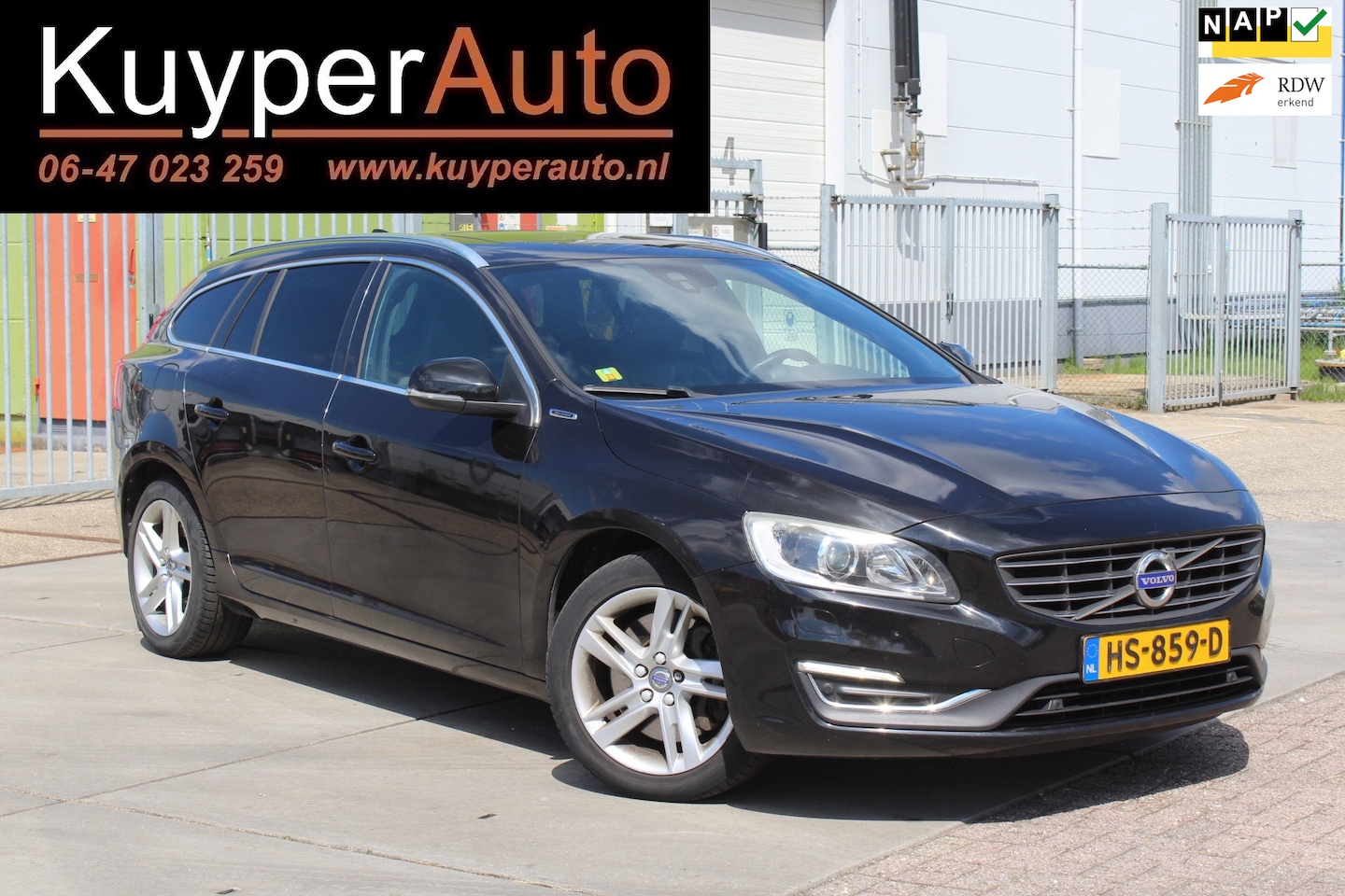 Volvo V60 - 2.4 D6 Twin Engine R-Design DEALER ONDERHOUDEN - AutoWereld.nl