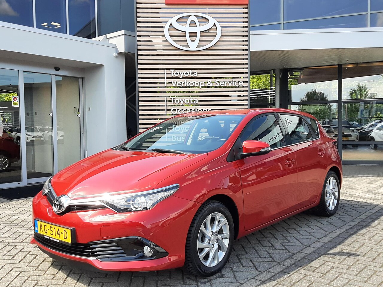 Toyota Auris - 1.2T ASPIRATION LIMITED 5-DEURS TREKHAAK LM-VELGEN CAMERA CRUISE DEALERONDERHOUDEN NL-AUTO - AutoWereld.nl
