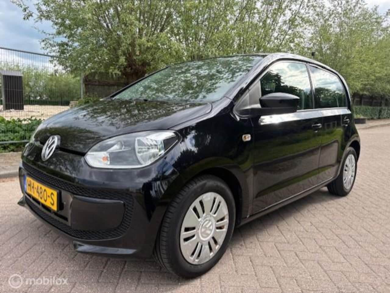 VOLKSWAGEN UP!