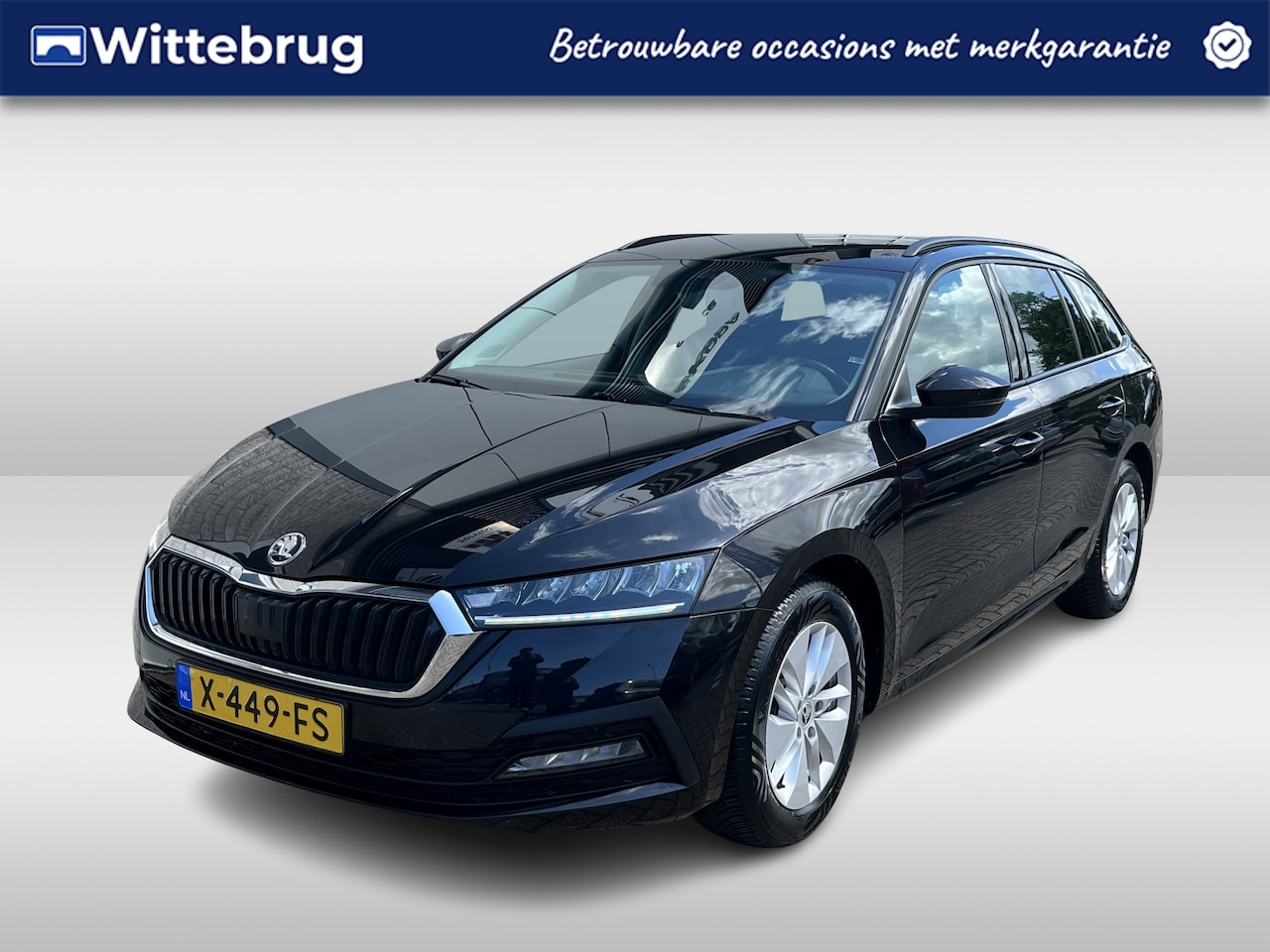 Skoda Octavia Combi - 1.0 TSI Ambition / CRUISE CONTROL/ SMARTLINK/ DAB/ KEYLESS/ NAVI/ DIGITAL DASH/ CLIMATE/ M - AutoWereld.nl