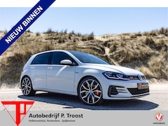 Volkswagen Golf - 2.0 TSI GTI Performance Panoramadak/Adaptive cruise control/Digital dash/Achteruitrijcamer