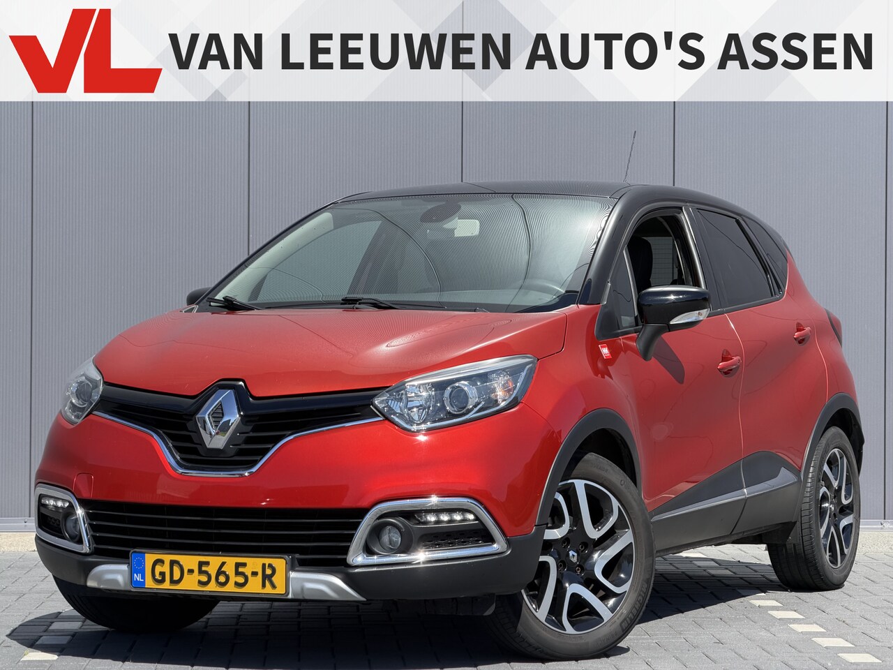 Renault Captur - 0.9 TCe Helly Hansen | RIJKLAAR | Nette auto! | Keyless | Trekhaak | Camera - AutoWereld.nl