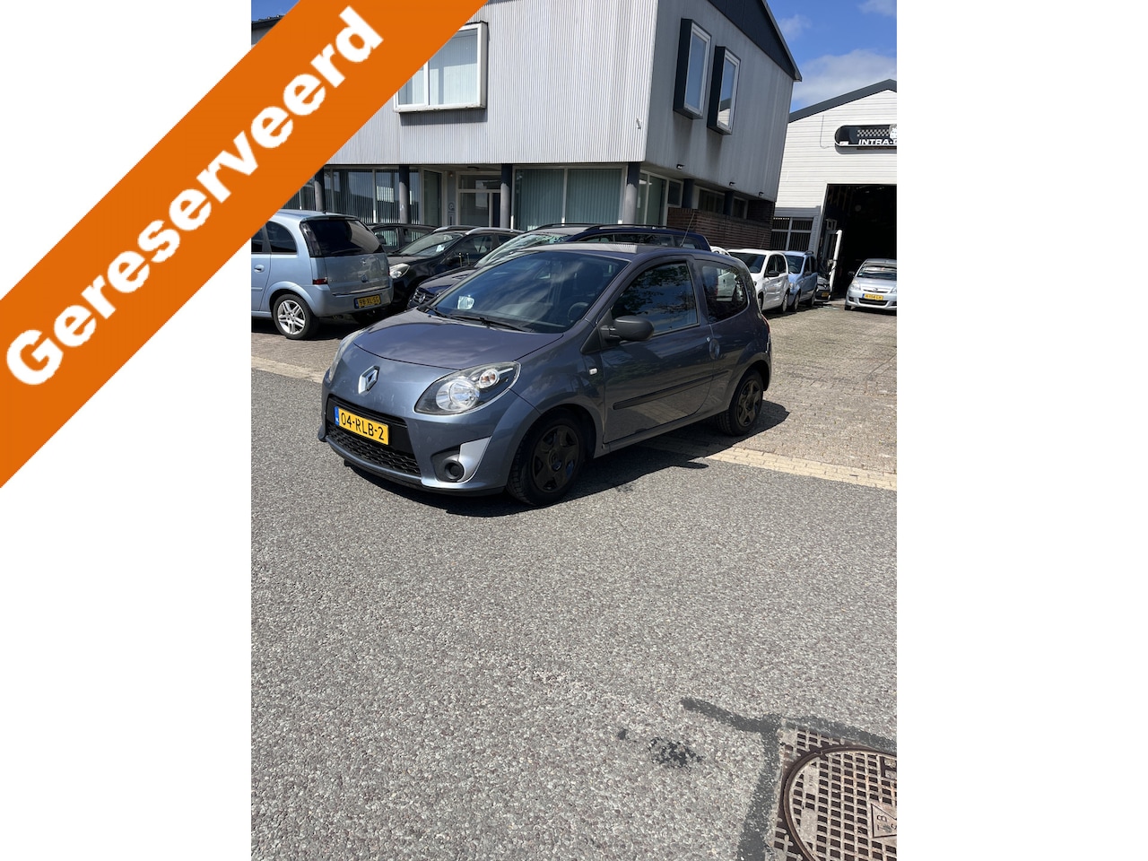 Renault Twingo - 1.2-16V Authentique Nette en goed rijdende Twingo met een nieuwe Apk keuring bij aankoop. - AutoWereld.nl