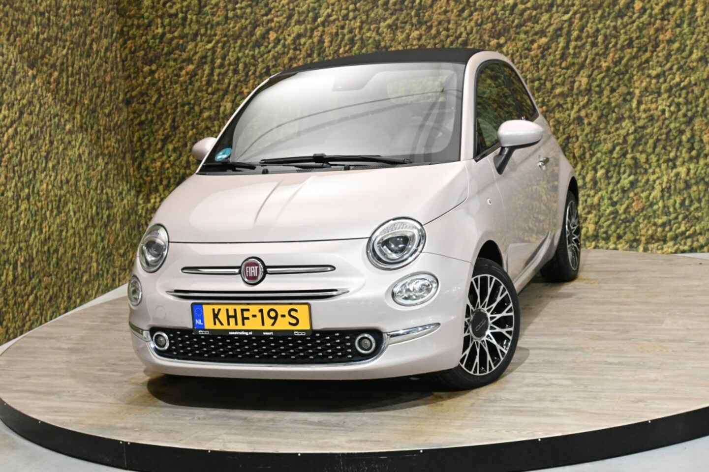 Fiat 500 C - 1.0 Hybr. Star Cabrio | Pink | Carplay | Cruise | PDC - AutoWereld.nl