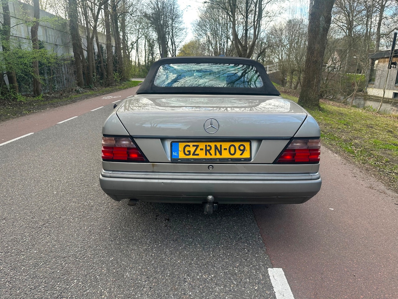 Mercedes-Benz E-klasse Cabrio - 220 CABRIO AUTOMAAT LEER NW APK W124 ORIGNEEL NL AUTO - AutoWereld.nl