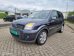 Ford Fusion - 1.6-16V Futura. LET OP ADRES