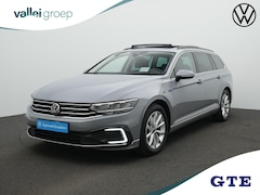 Volkswagen Passat Variant - 1.4 TSI 218 pk PHEV GTE | Panoramadak | Head-up display | 360 Camera | Adaptive Cruise | E