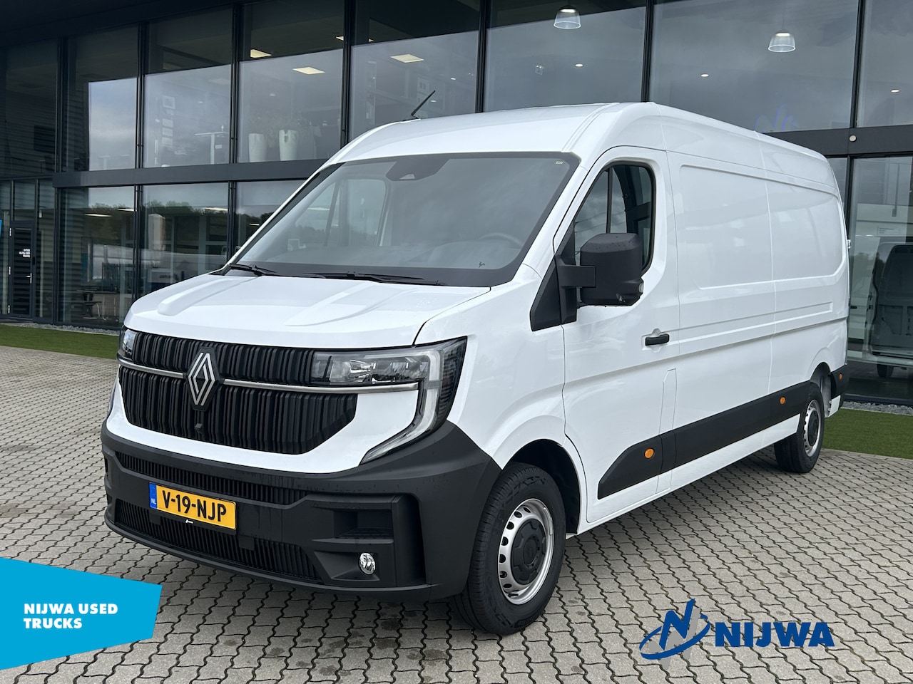 Renault Master - T35 130 L3H2 Parkeersensoren + Carplay - AutoWereld.nl
