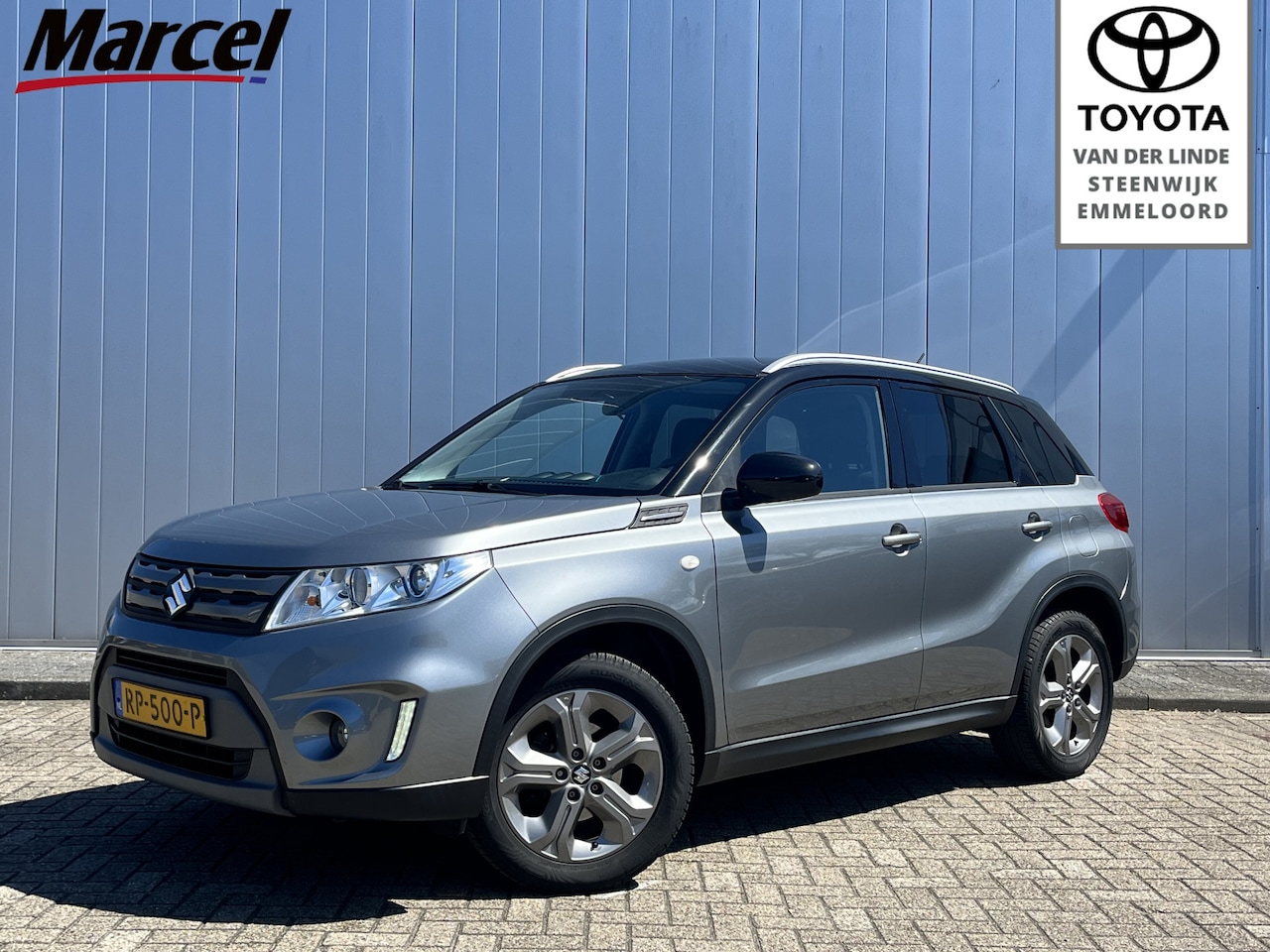 Suzuki Vitara - 1.6 Exclusive Bi-Tone NL Auto Trekhaak Navi Stoel Verwarming 1200KG Treklast - AutoWereld.nl
