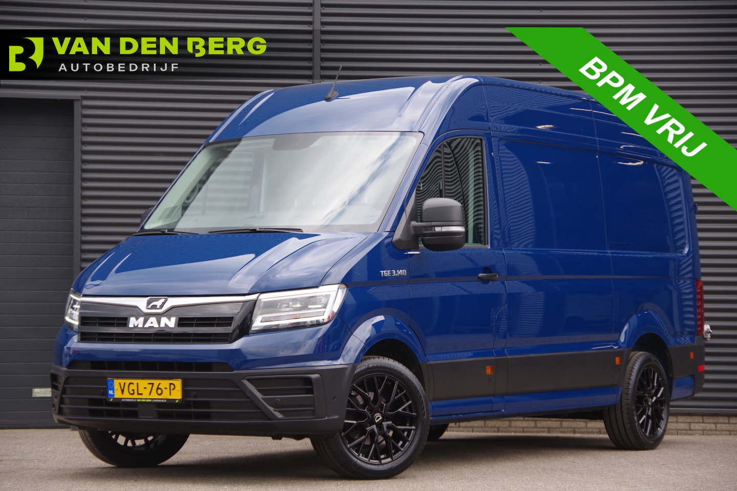 MAN TGE - 3.140 35 2.0 140PK AUT. LED, TREKHAAK, LEDER, CAMERA, NAVI, CRUISE, AIRCO, PARKEERSENSOREN - AutoWereld.nl