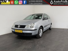 Volkswagen Polo - 1.4-16V. Trekhaak. APK 05-2027