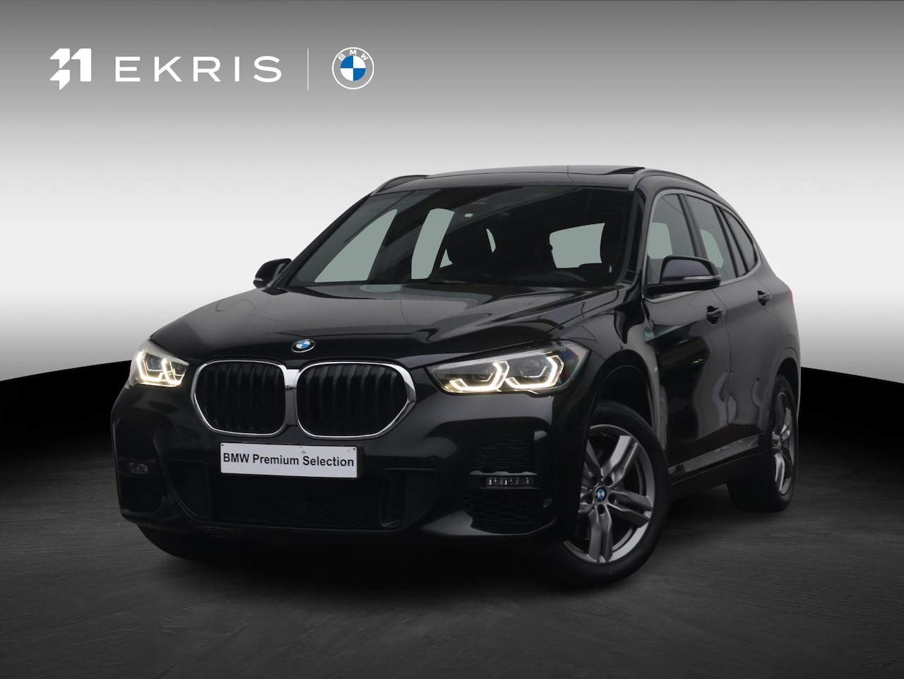 BMW X1 - sDrive20i High Executive Edition M Sportpakket / Glazen Panoramadak / Stoelverwarming / Pa - AutoWereld.nl