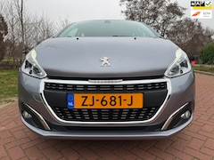 Peugeot 208 - 1.2 PureTech Blue Lease Allure 63.000 KM