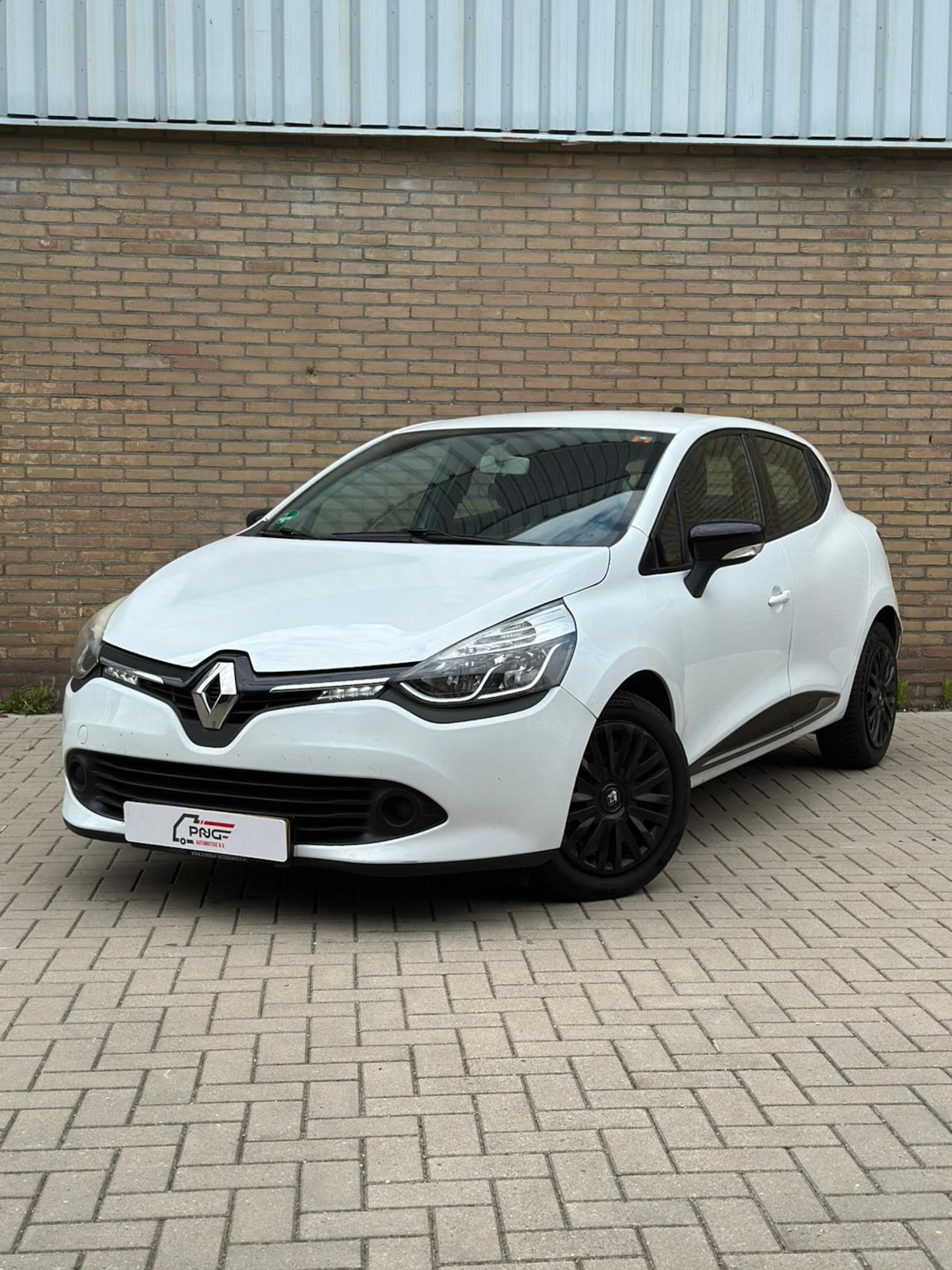 Renault Clio - 1.2 16V CRUISE - AIRCO - BLEUTOOTH - AutoWereld.nl