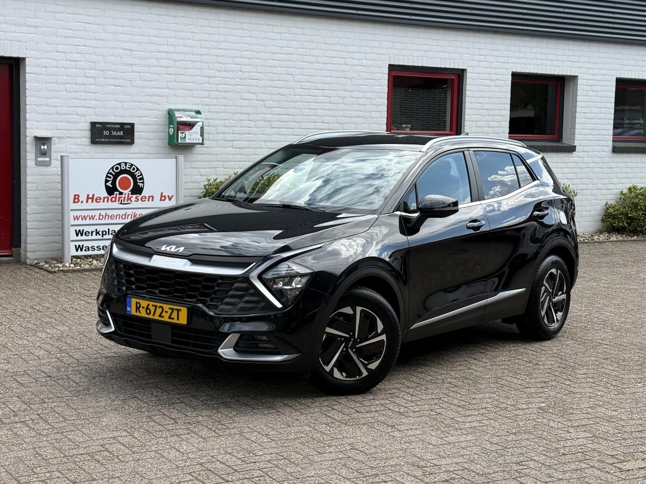 Kia Sportage - 1.6 T-GDi 150PK Mild Hybrid DynamicLine/ Trekhaak/ All season banden/ Stoel + stuurwiel ve - AutoWereld.nl
