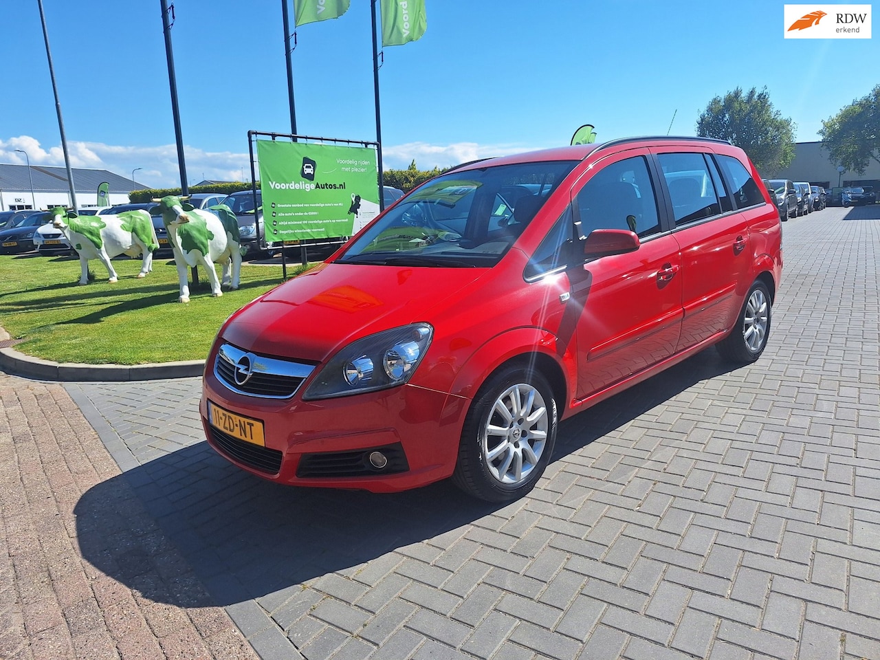 Opel Zafira - 1.8 Temptation / 7- persoons / Nette auto / APK mei 2027 - AutoWereld.nl