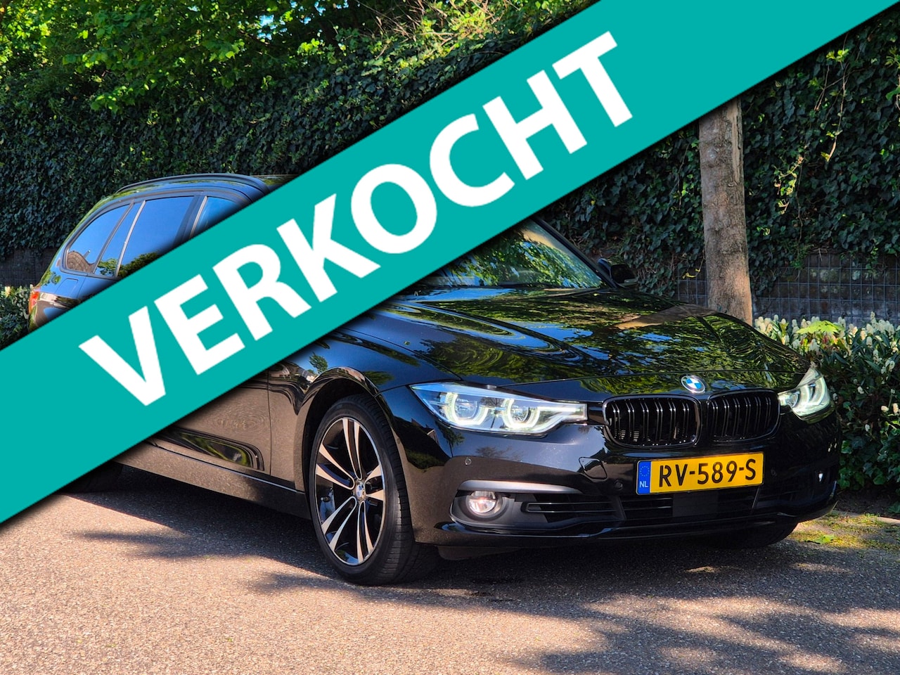 BMW 3-serie Touring - 320i LCI Apple CarPlay Adaptieve Cruise Camera Sport Stoelen KeyLess Lm Velgen Corporate L - AutoWereld.nl