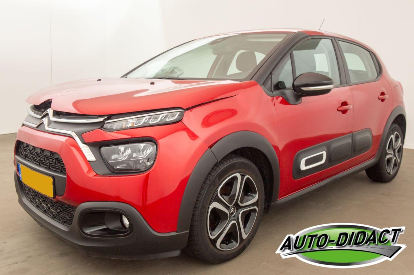 Citroën C3 - 1.2 PureTech Clima 70.356 km NAP Feel - AutoWereld.nl