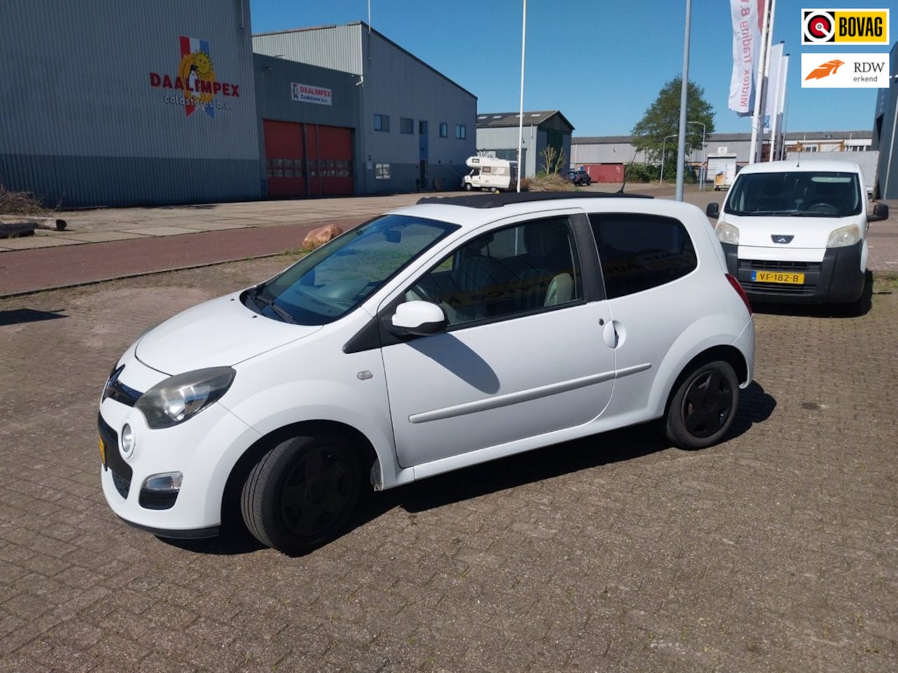 Renault Twingo - 1.2-16V Collection 1.2 16V Collection - AutoWereld.nl