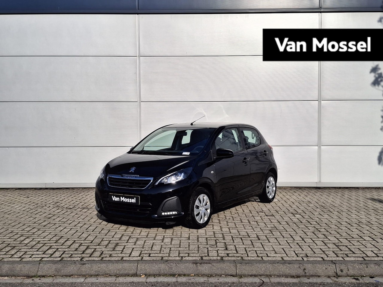 Peugeot 108 - 1.0 e-VTi Active |1e eigenaar | Airco | Eerste eigenaar | DAB | Climate Control - AutoWereld.nl