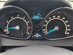 Ford Fiesta - 1.0 EcoBoost Titanium/Stoelverw./NAP/LED/Airco/Elekt.ramen/APK