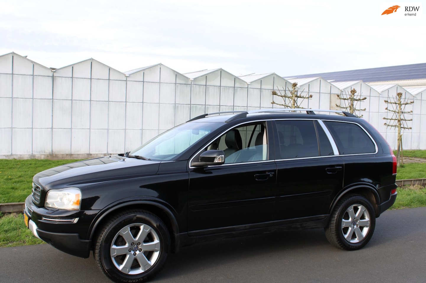 Volvo XC90 - 2.4 D5 R-Design 7 Persoons Automaat AWD - AutoWereld.nl